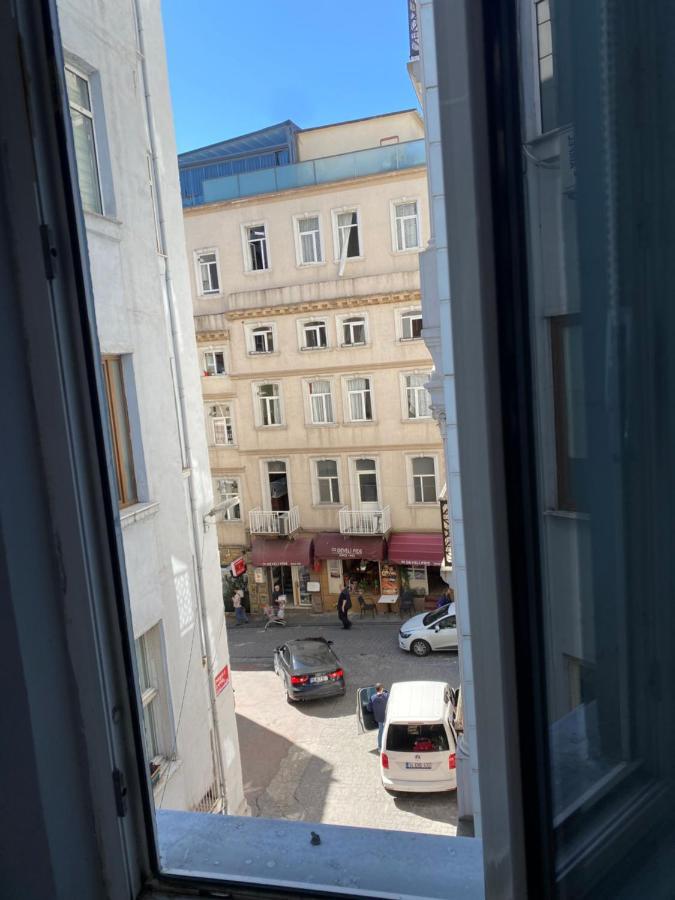 Windrose Hostel Istanbul Exteriör bild