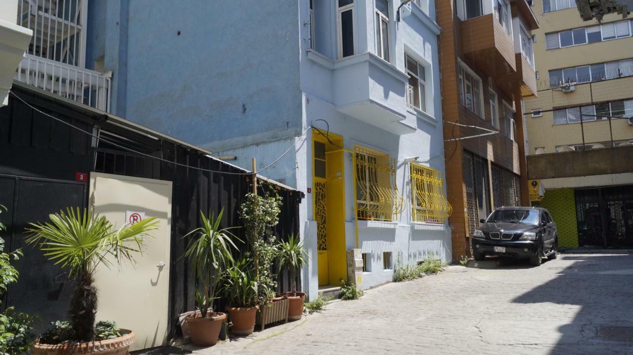 Windrose Hostel Istanbul Exteriör bild